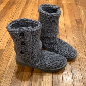 Grey Knit Uggs